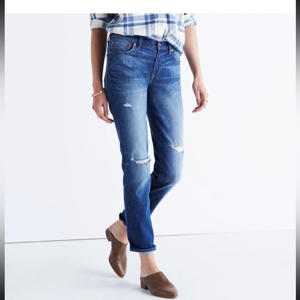 Madewell Distressed The slim Boyjean in Medium Blue